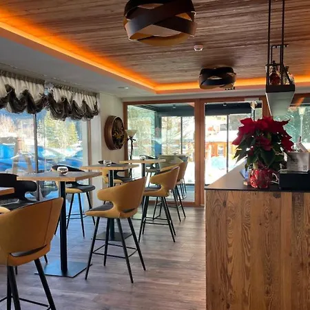 Hotel Flora Alpina-3